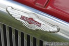 1986 Aston Martin Lagonda Grill Crest
